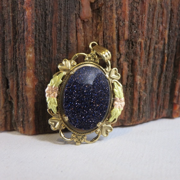 Vintage Jewelry - Vintage 12K Gold Filled Black Goldstone Pendant